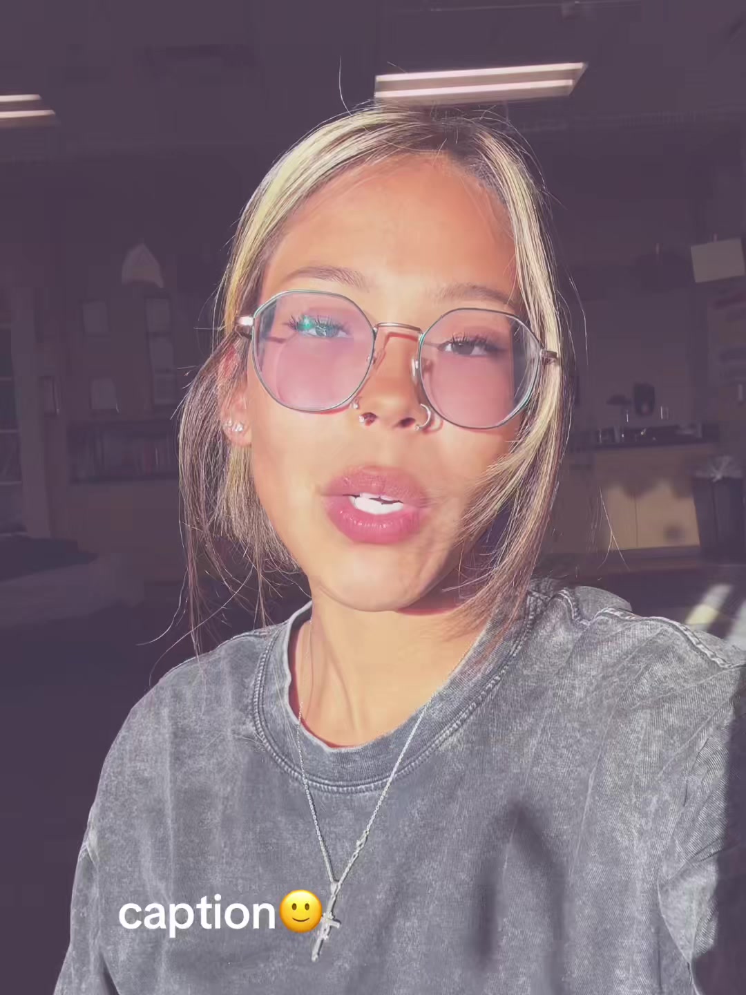 @๐๐๐๐ : )