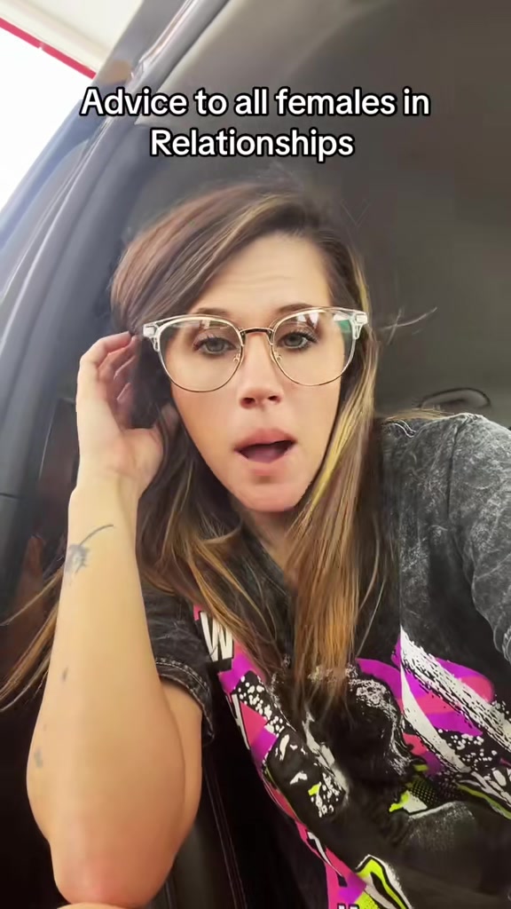 @IttyBittyTricia