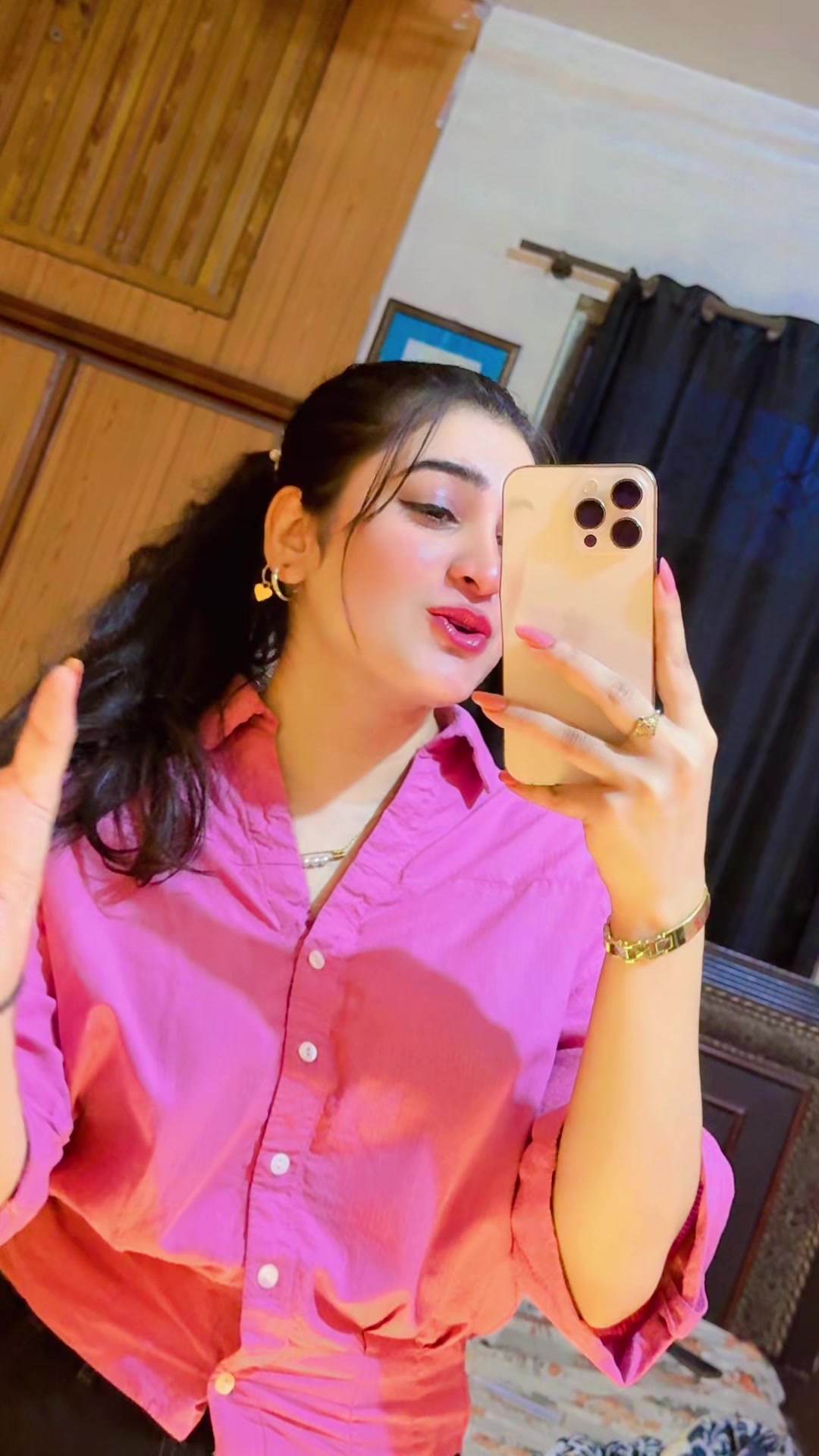 @🎤 𝓣𝓻𝓮𝓷𝓭𝔂 𝓖𝓲𝓻𝓵 🎤