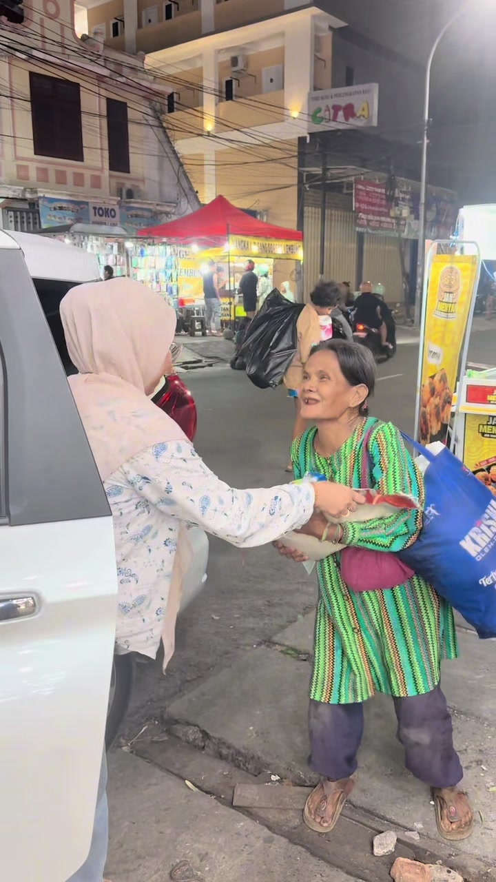 @jajan mbak sari