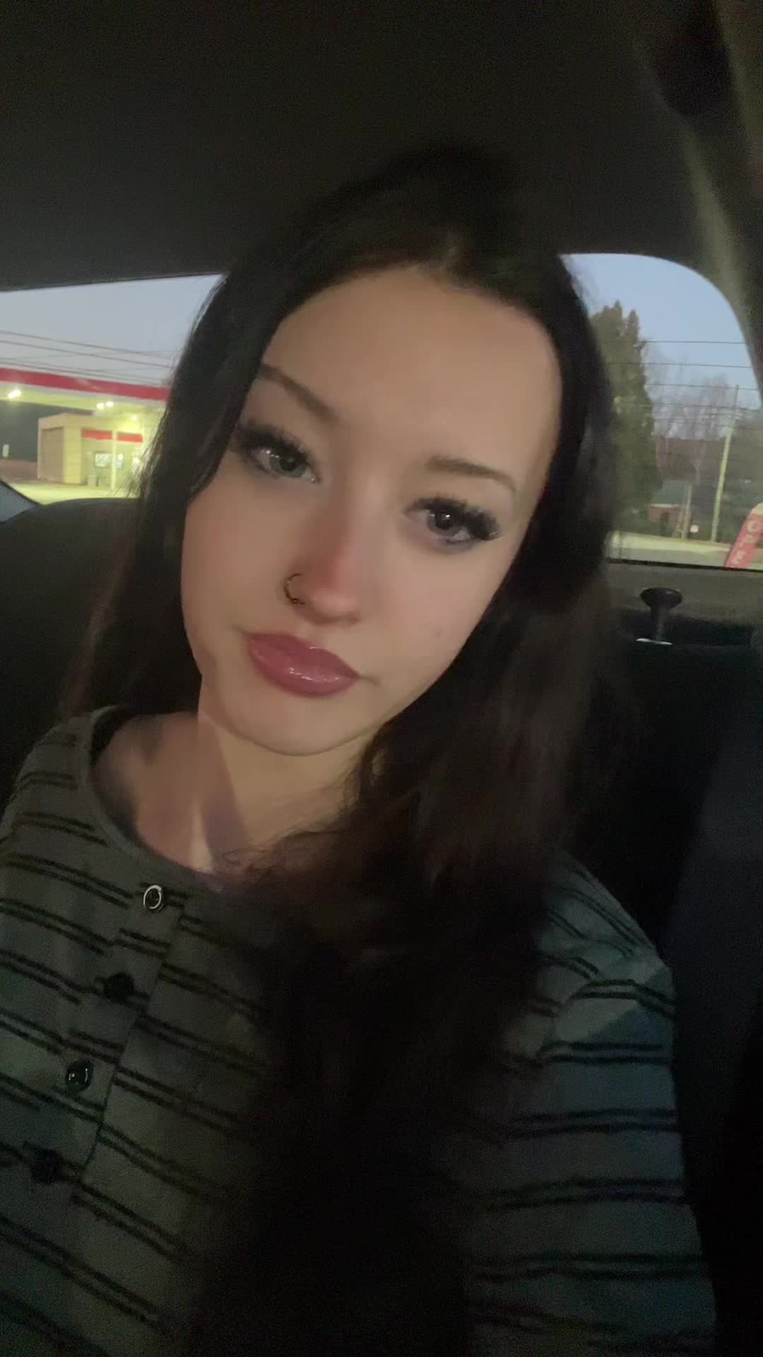 @lo🙂↕️