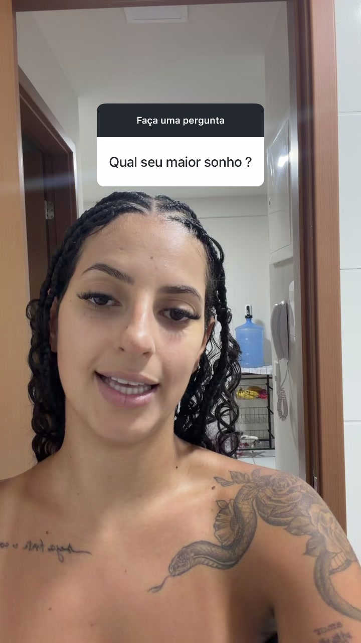 @lari gomes