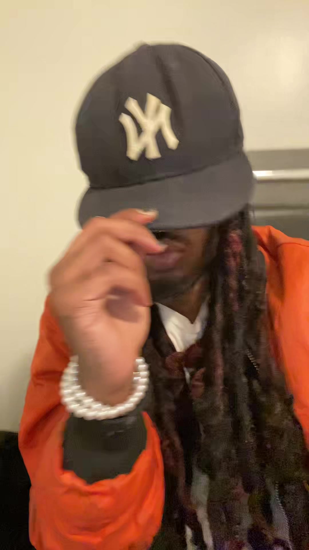 @N0b0dy