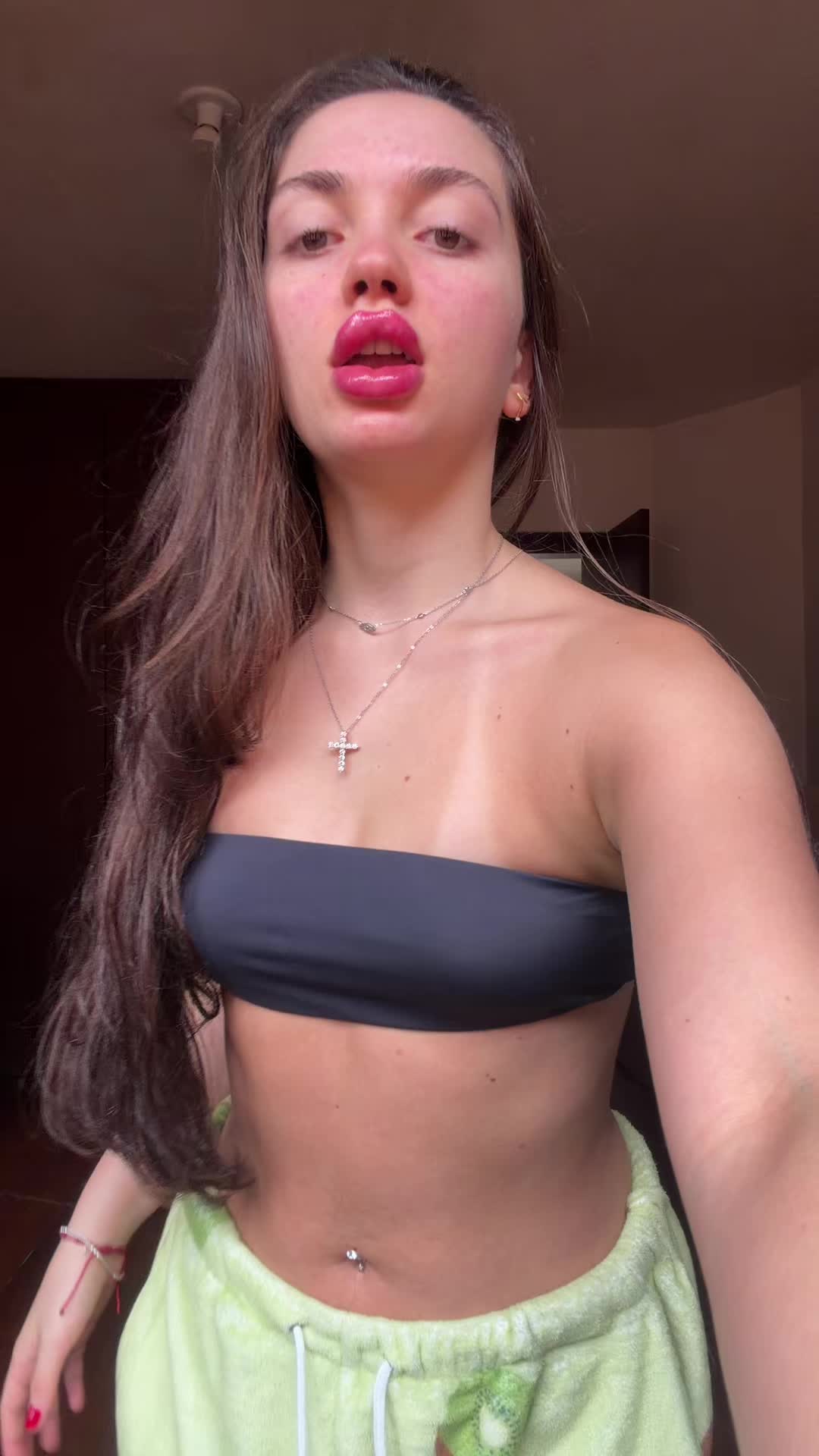 @Mariagemeaoficial