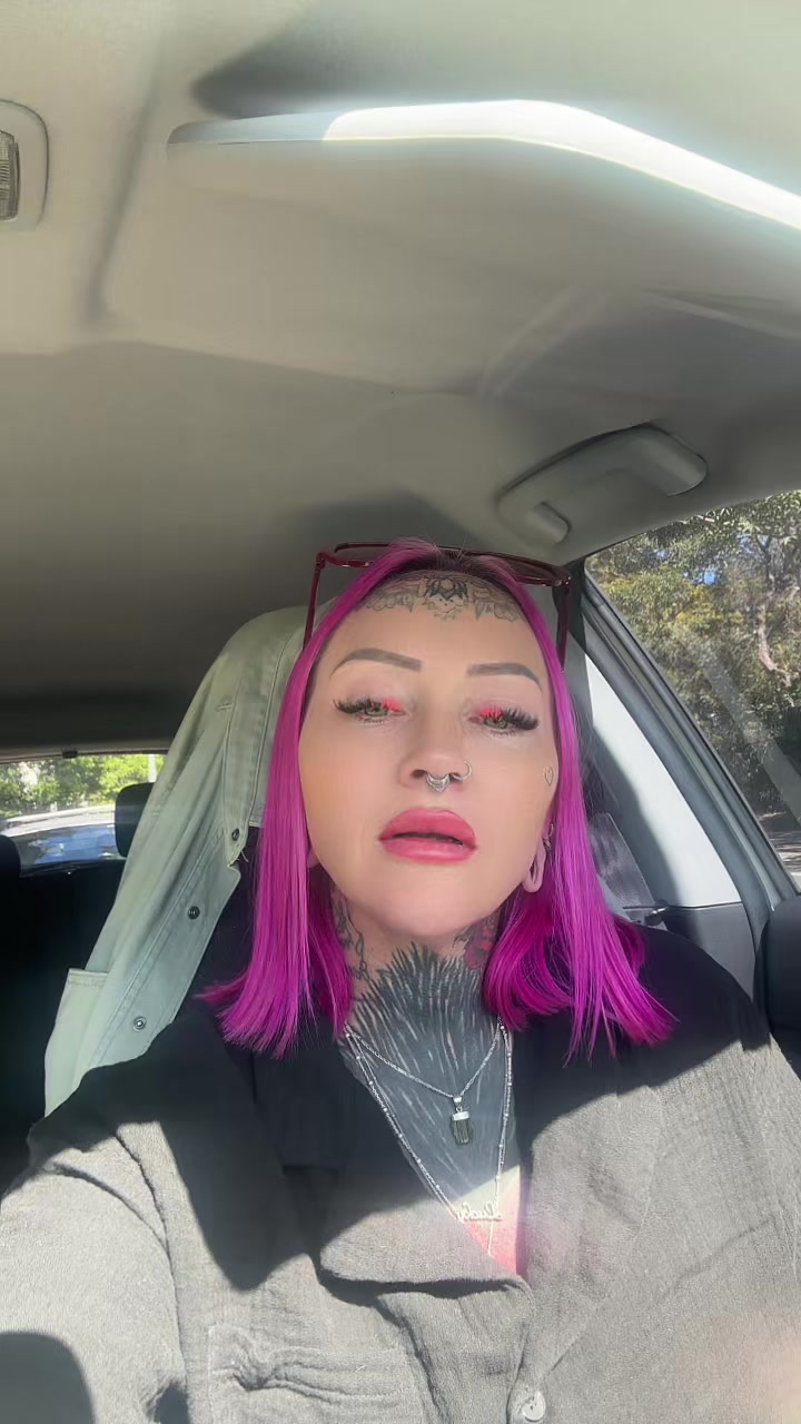 @BADDIE HQ