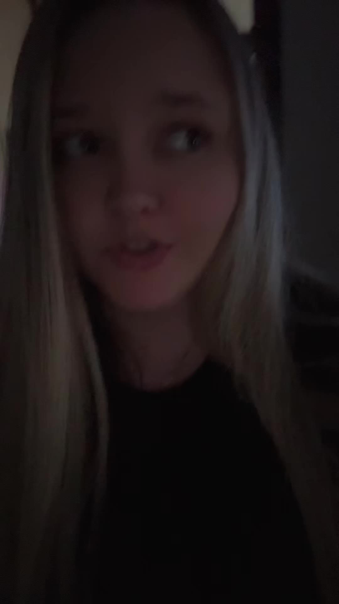 @Mikala