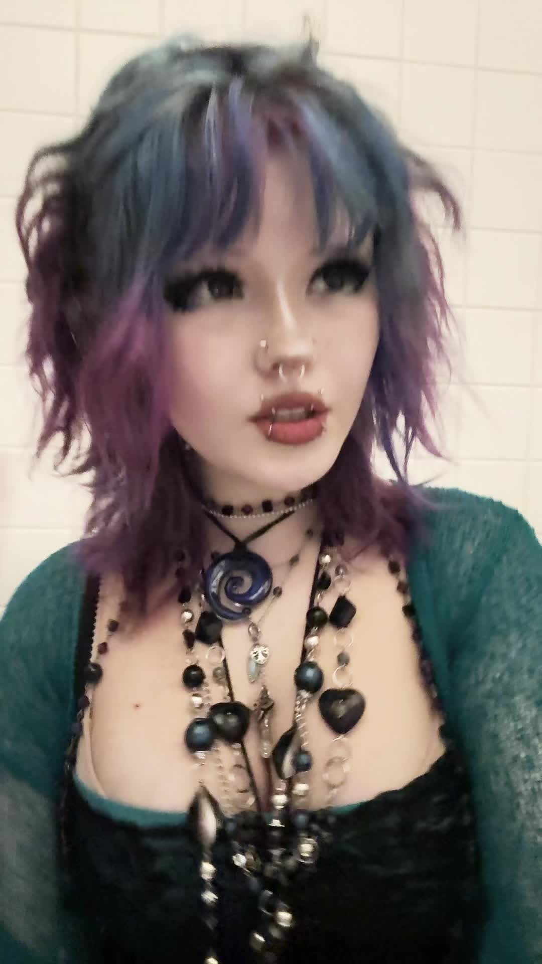 @°❀⋆riley⋆❀°