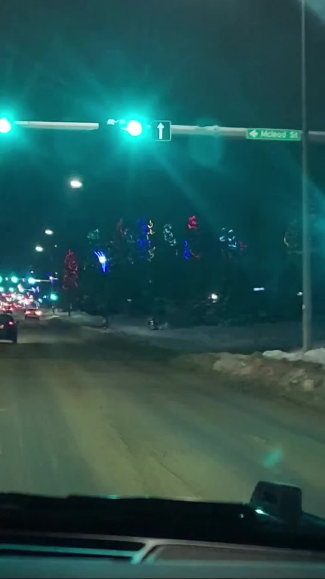 @Connie🇨🇦