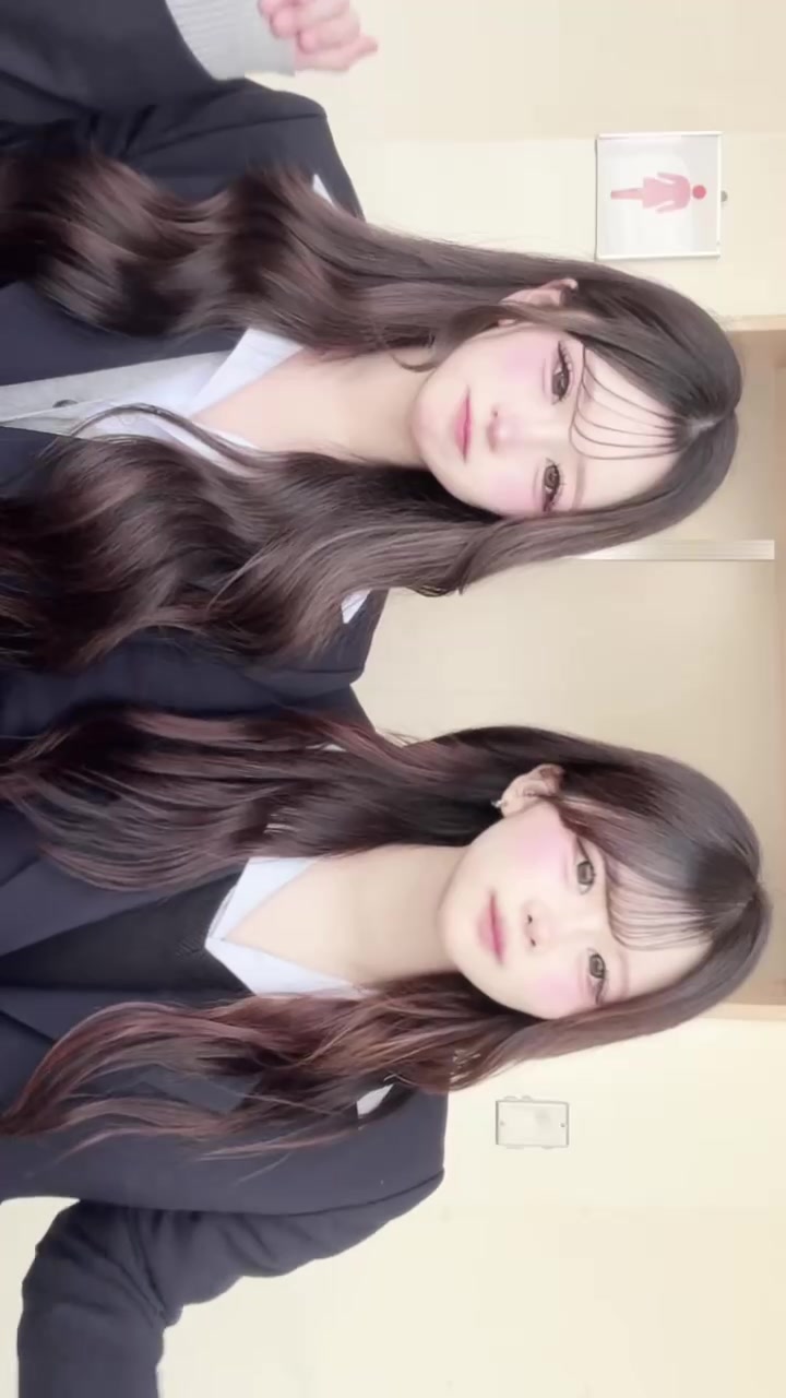 @𝑅