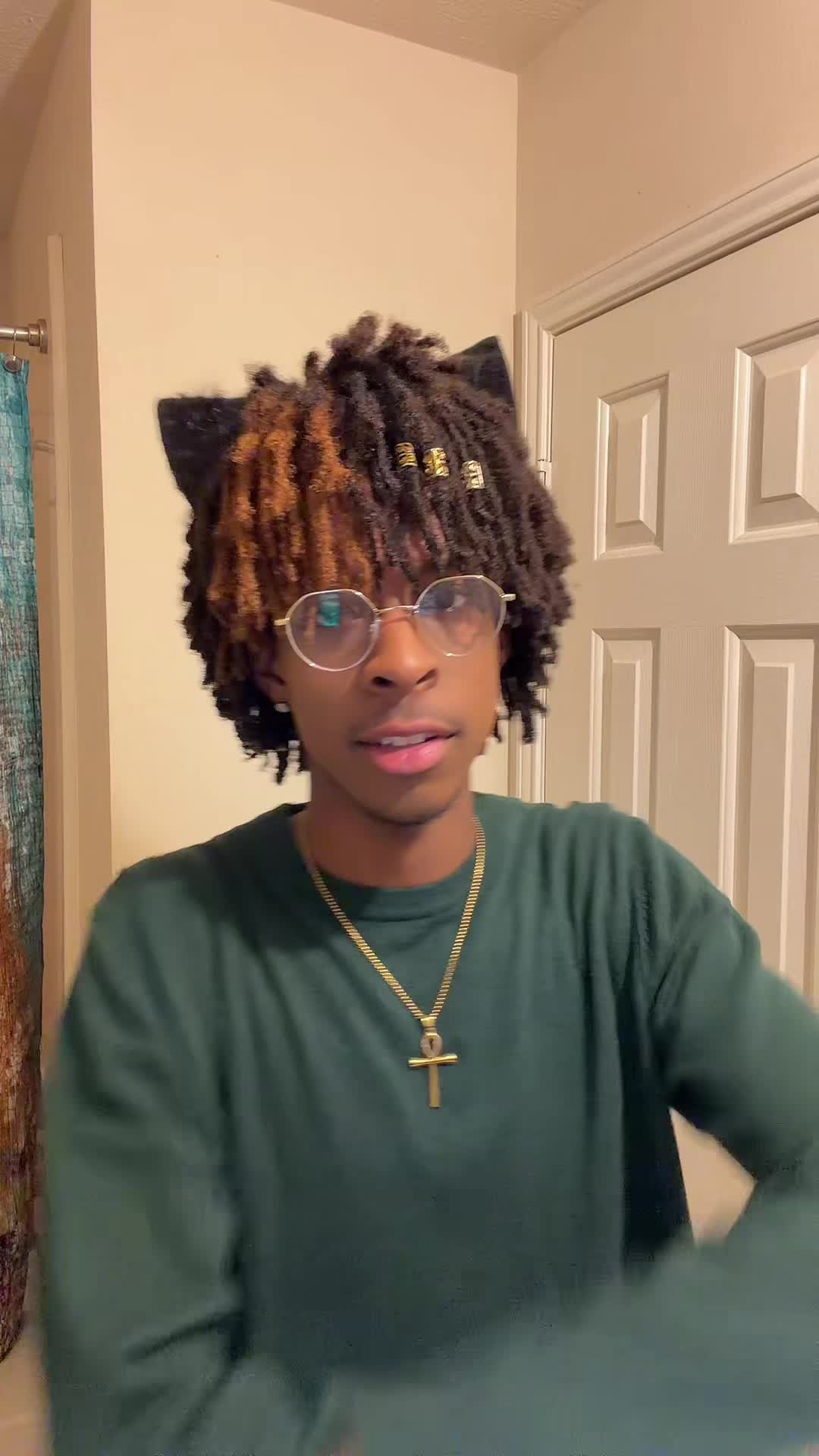 @Itspeanvt