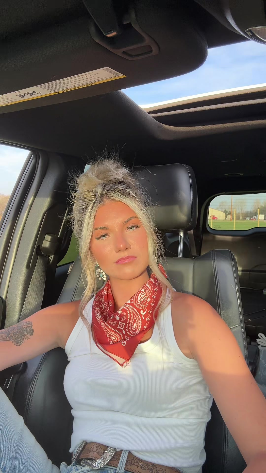@halliehince