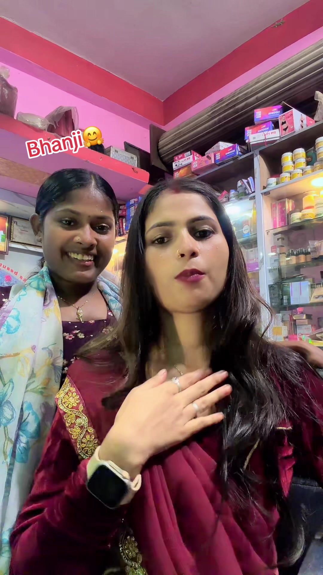@Radhika beauty parlour paraul