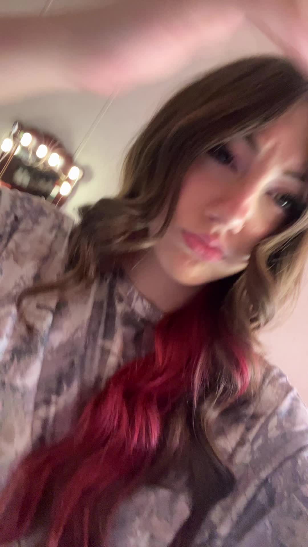 @💕ℬ𝓇𝒶𝒾𝓁𝓎𝓃𝓃𝓃💕