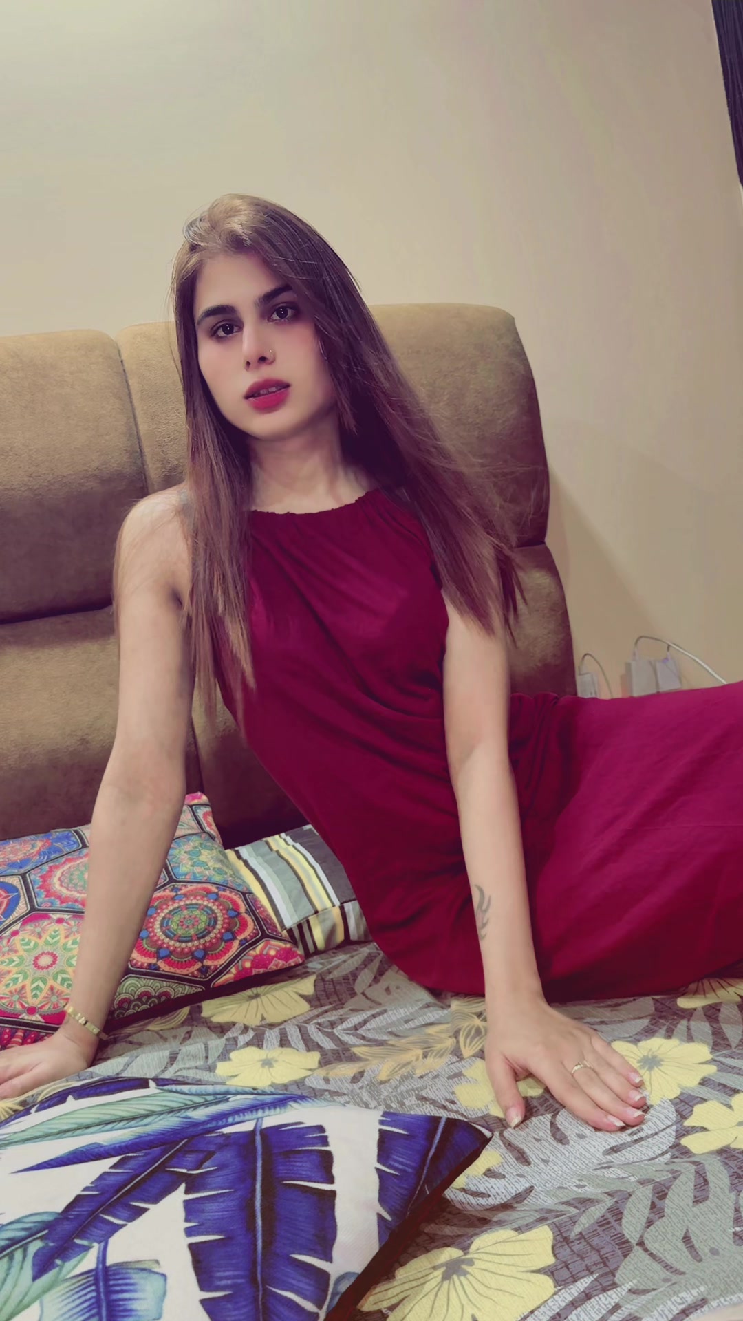 @MAHI 👑
