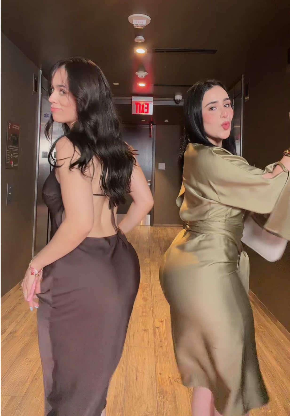 @stephaniereyex