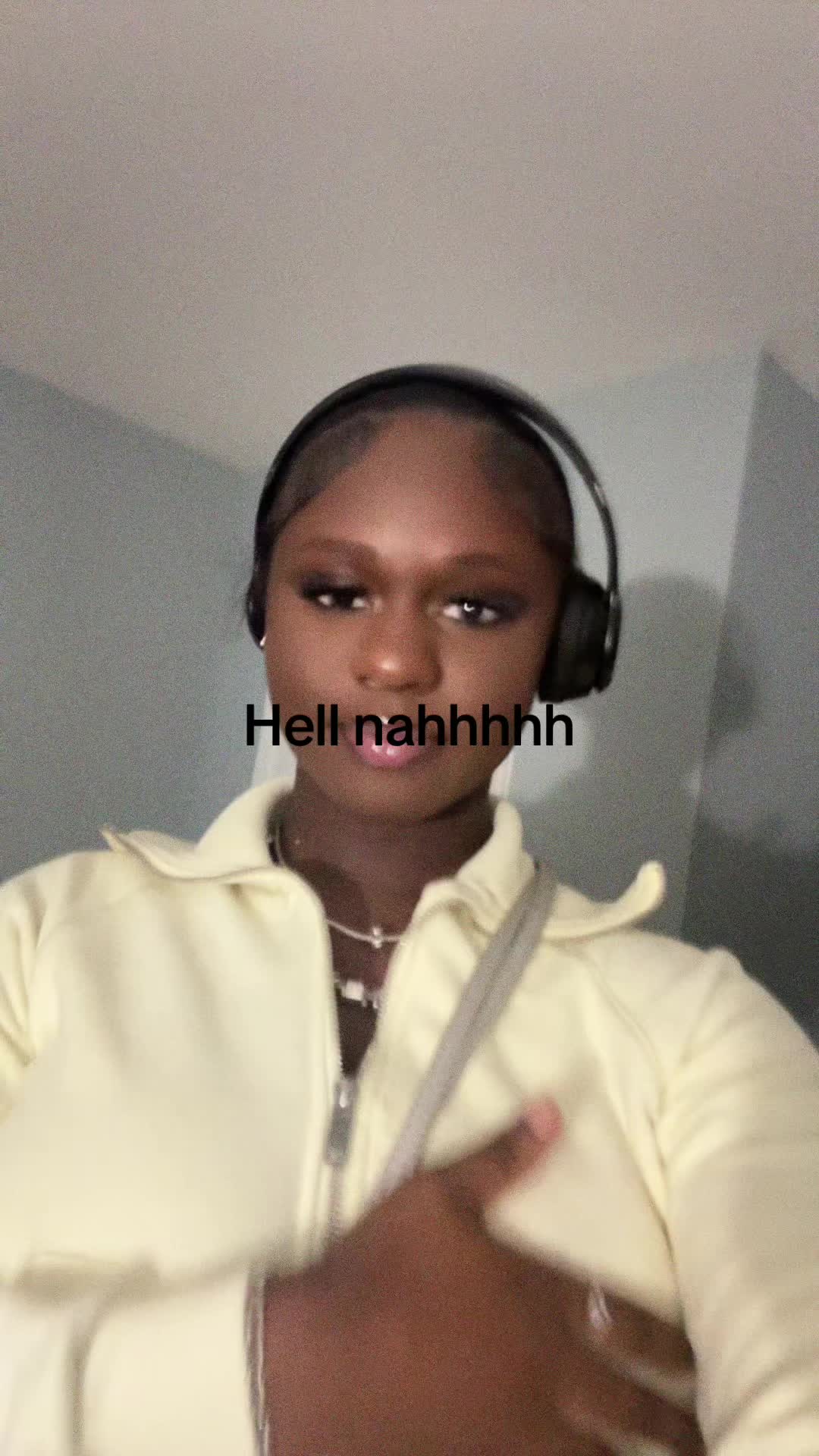 @8moyo