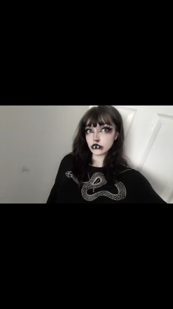 @𓆩♱𓆪 ℭ𝔯𝔬𝔴 𓆩♱𓆪