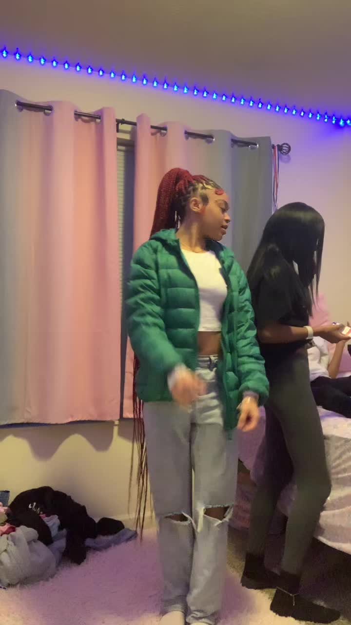 @myyriyah