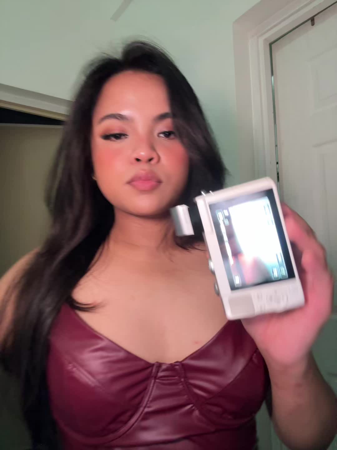 @ANL1QU3