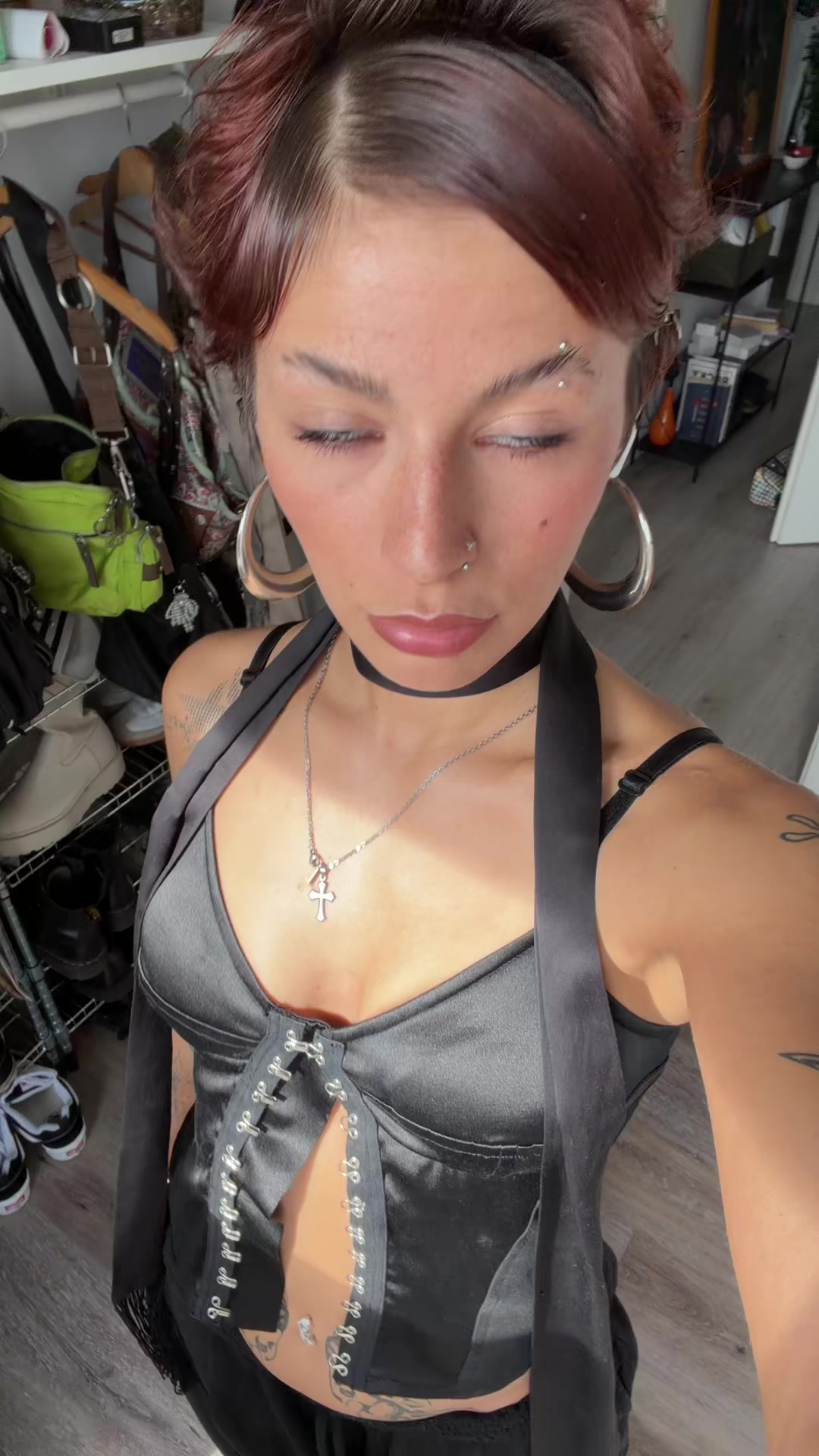 @Emi