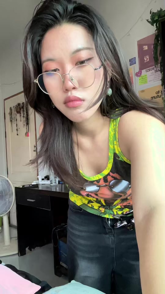 @เลียบจุ๊บ