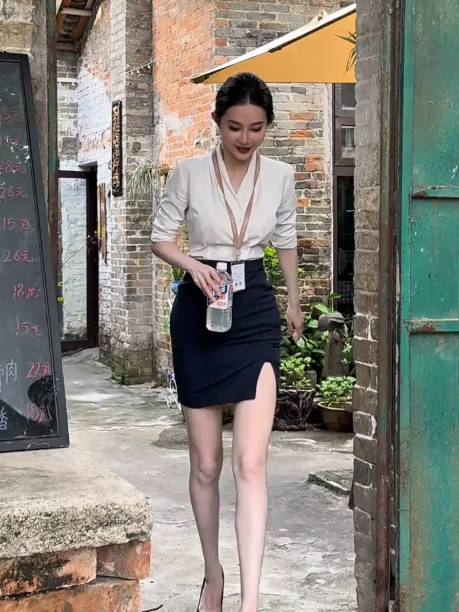 @Sally 雪莉 大笑笑