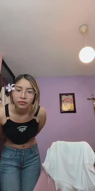 @zuriJane22