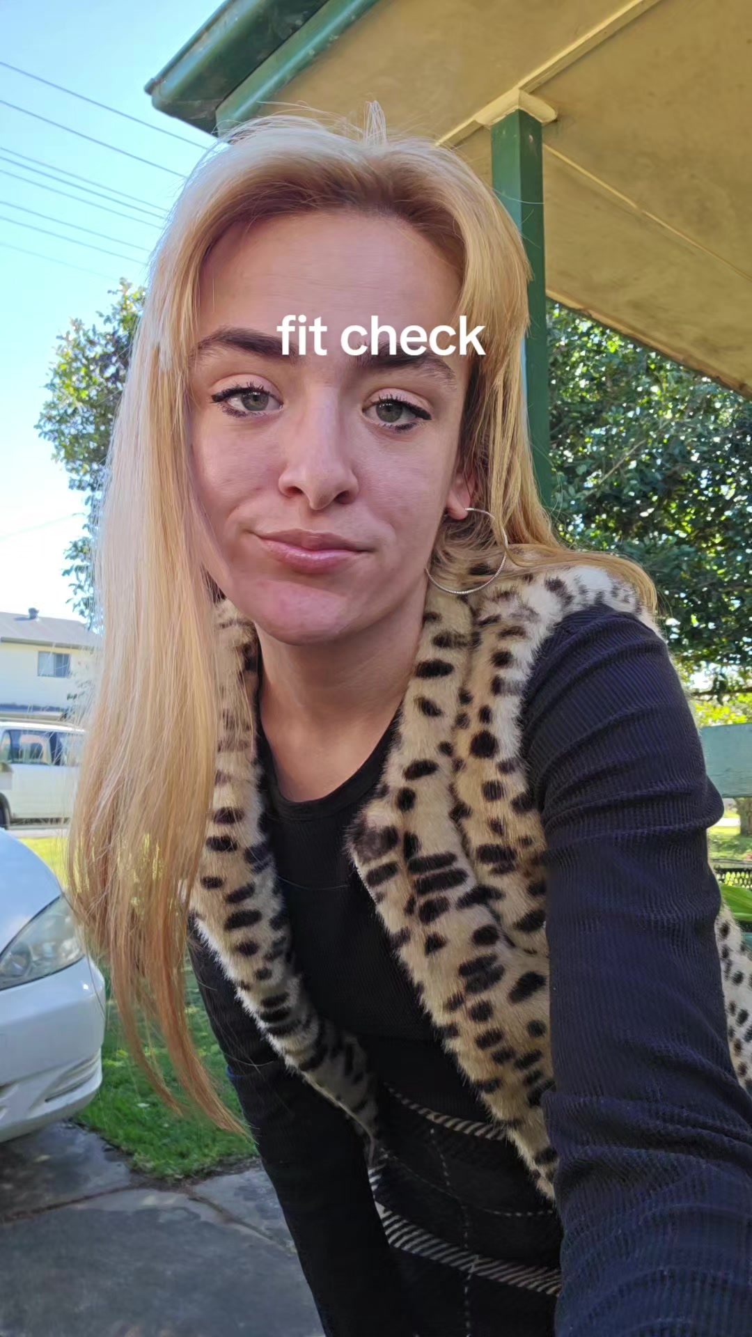 @chloe