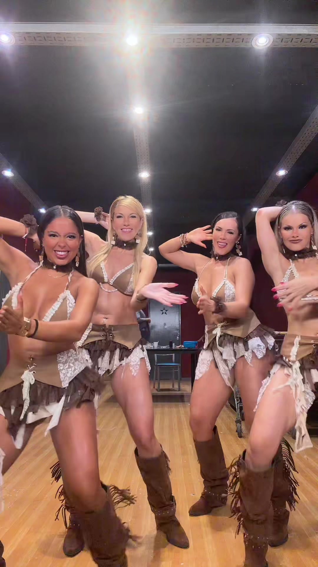 @Melodybareiro