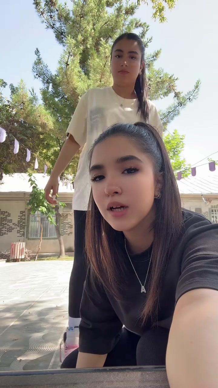 @aynaz