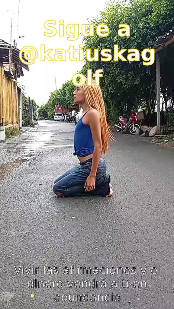 @Shakira