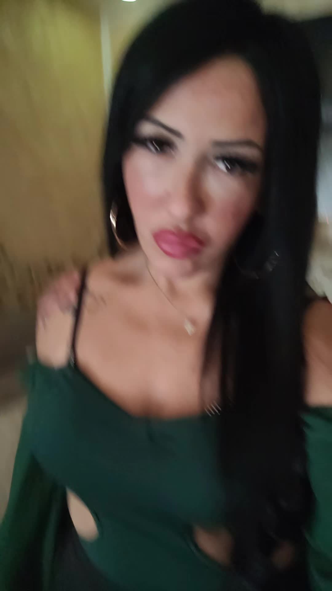 @anna   tik tok