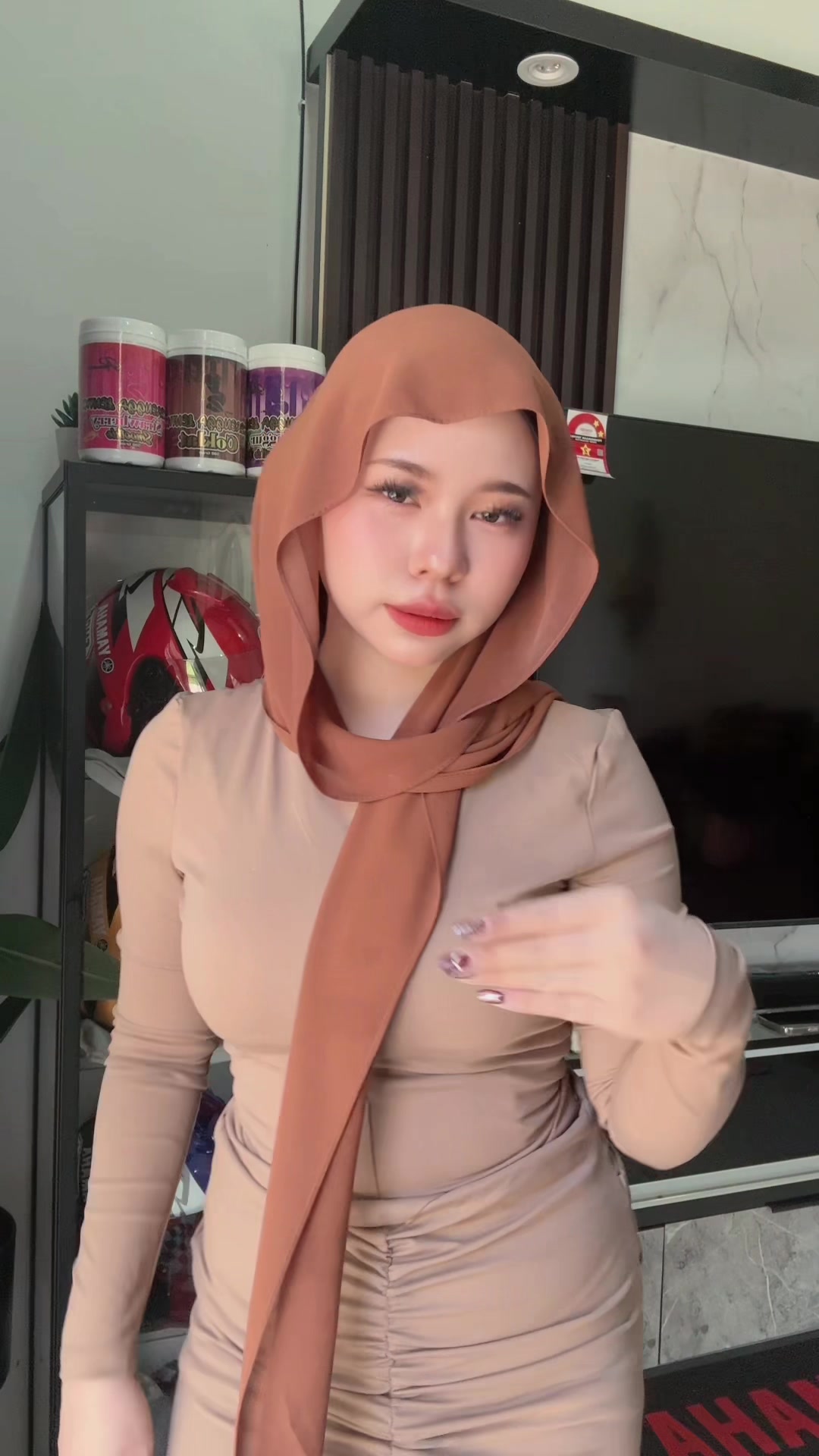 @AQQISTIENABEAUTYY