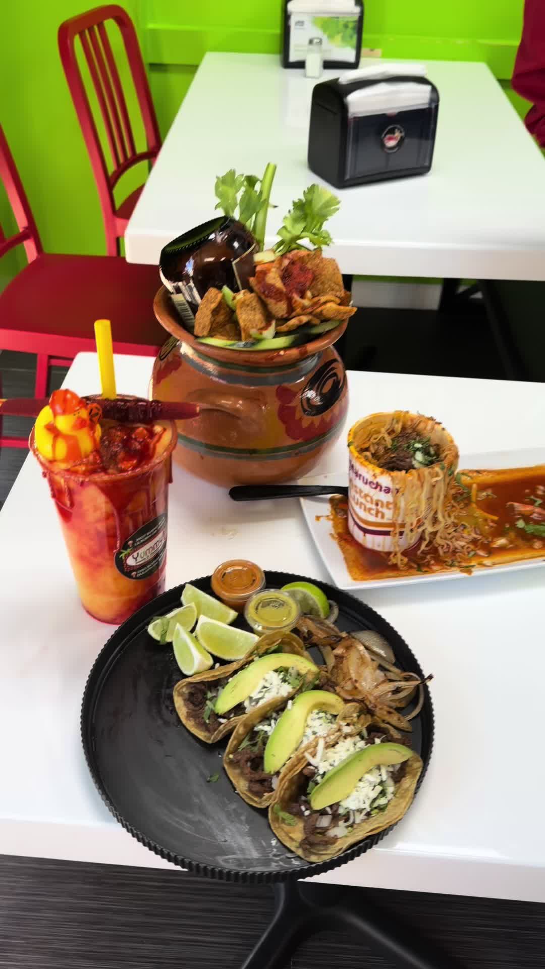 @Yummy snacks y micheladas