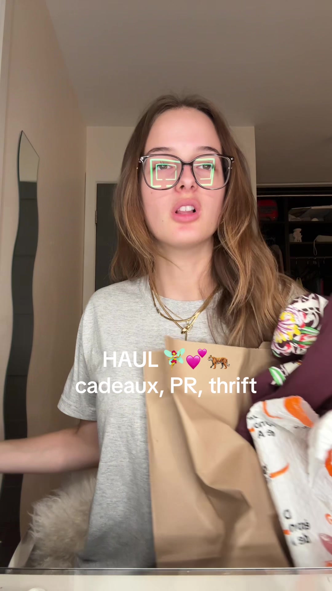 @thaysa