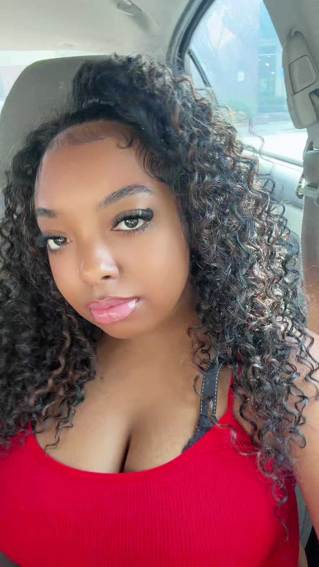 @SKYELYNN