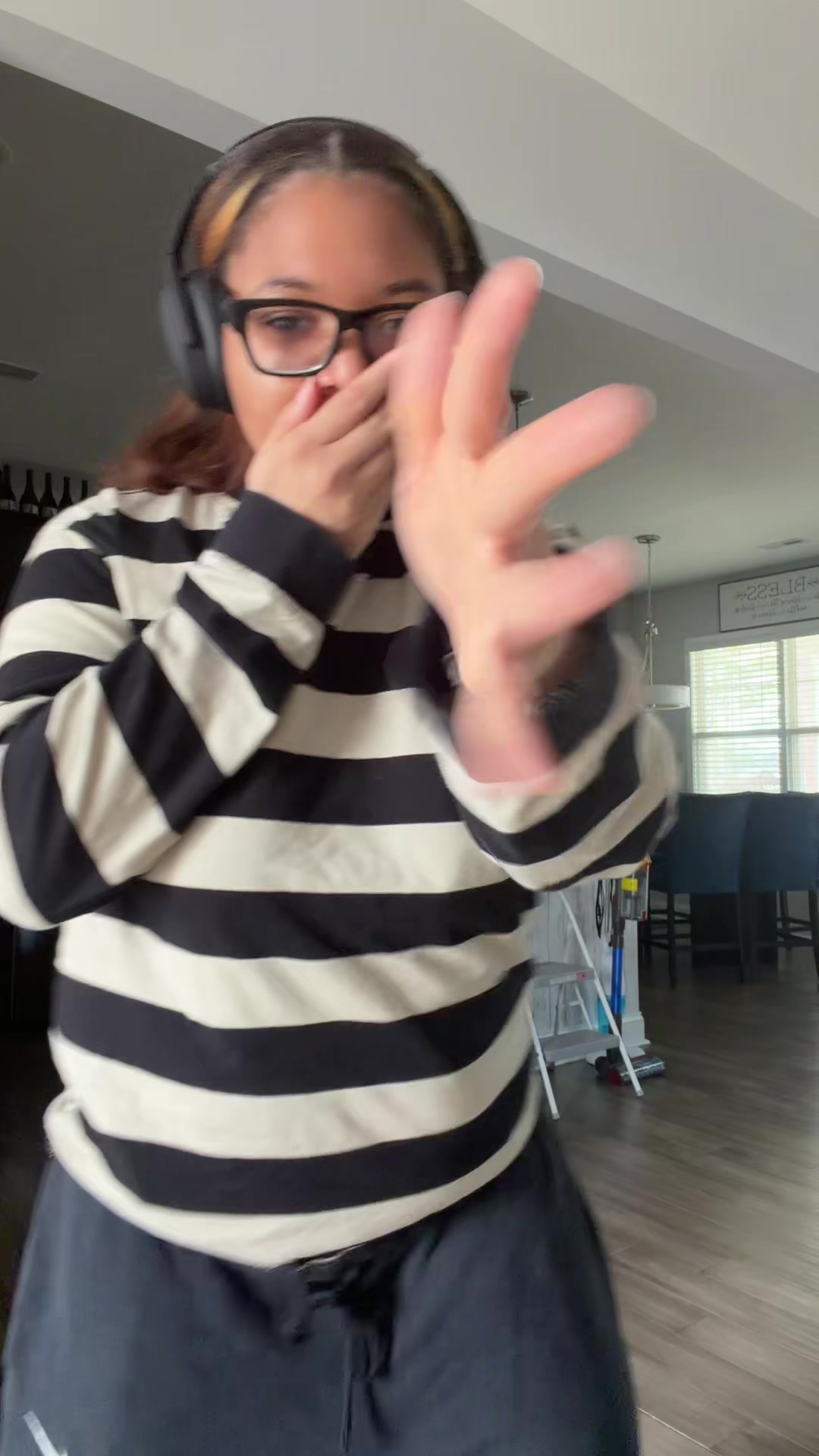 @๐