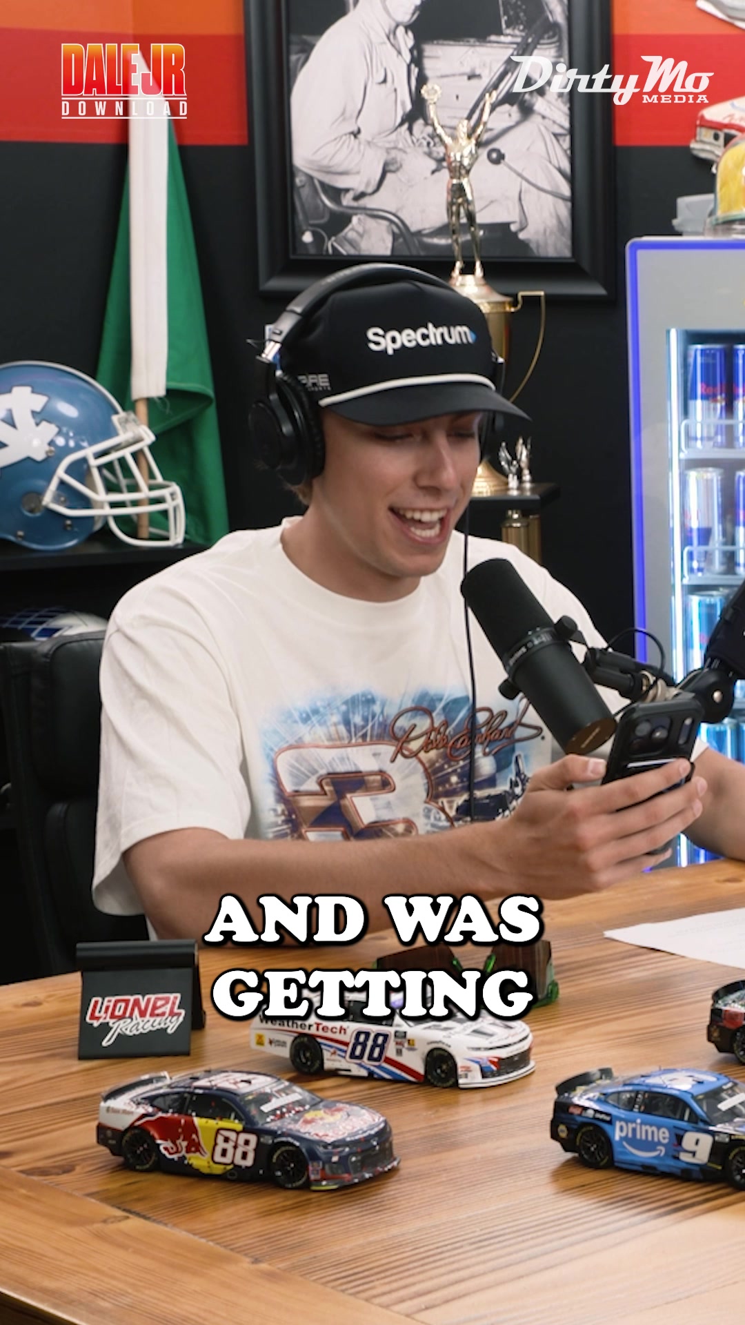 @Dirty Mo Media