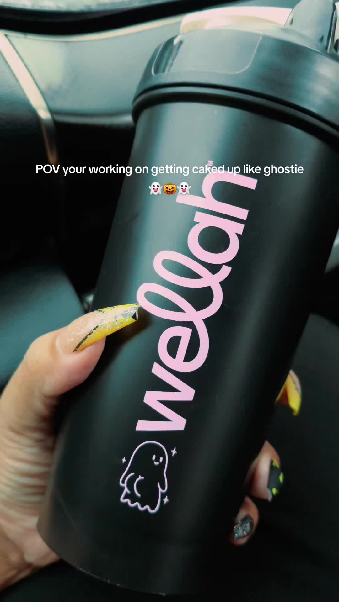 @✨️Glitz N Glam By Day✨️