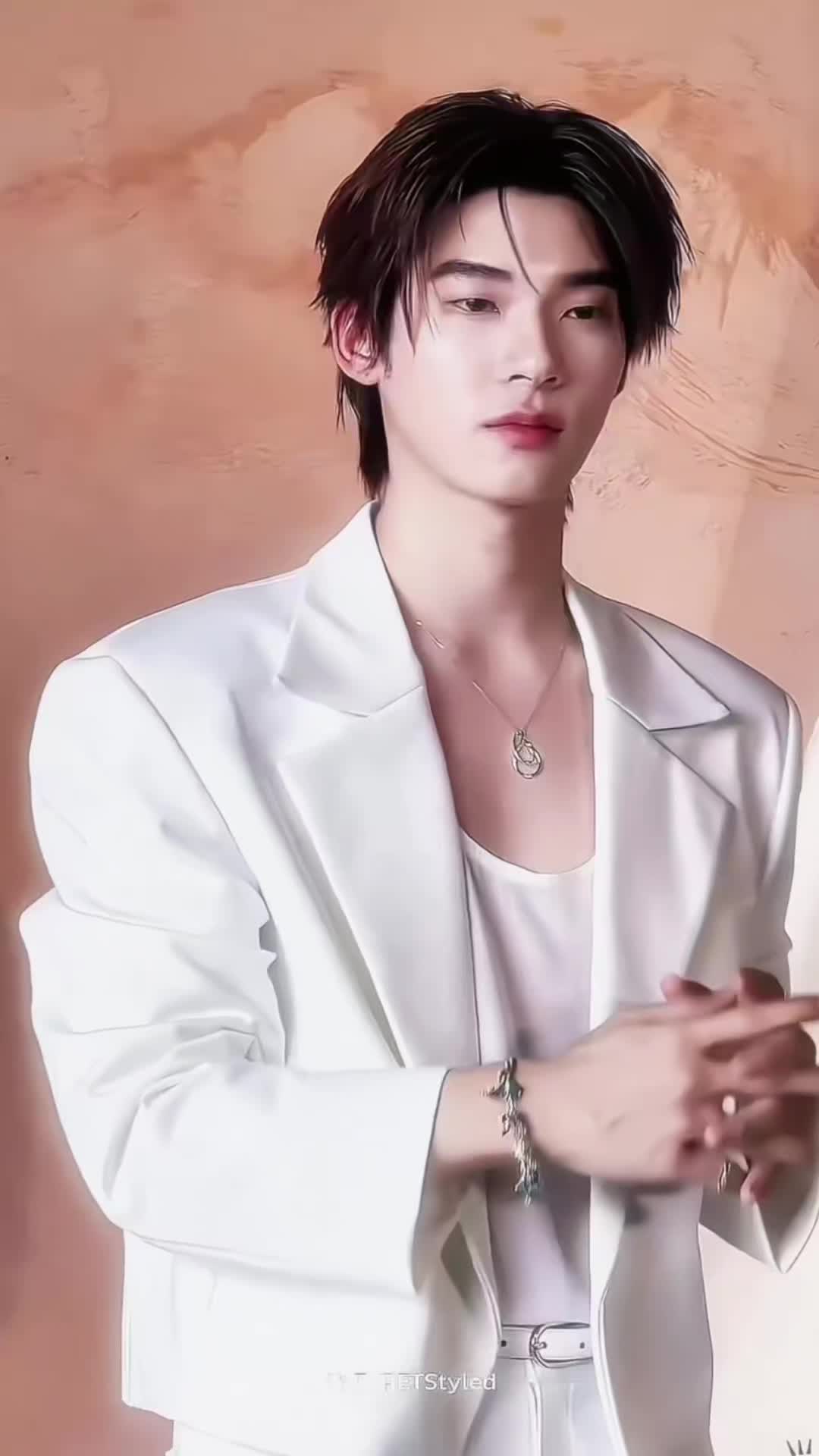 @✨ɣ¡ωɑɑ💫𝕍𝔸𝕍𝔸🌟