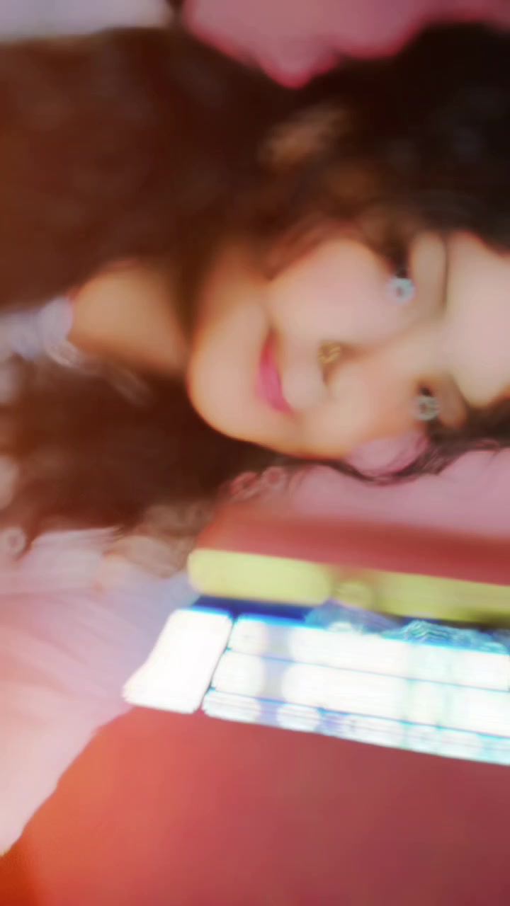 @Soni Bo... ha ra........ 👰♀️