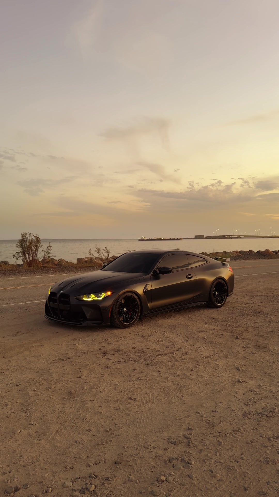 @️