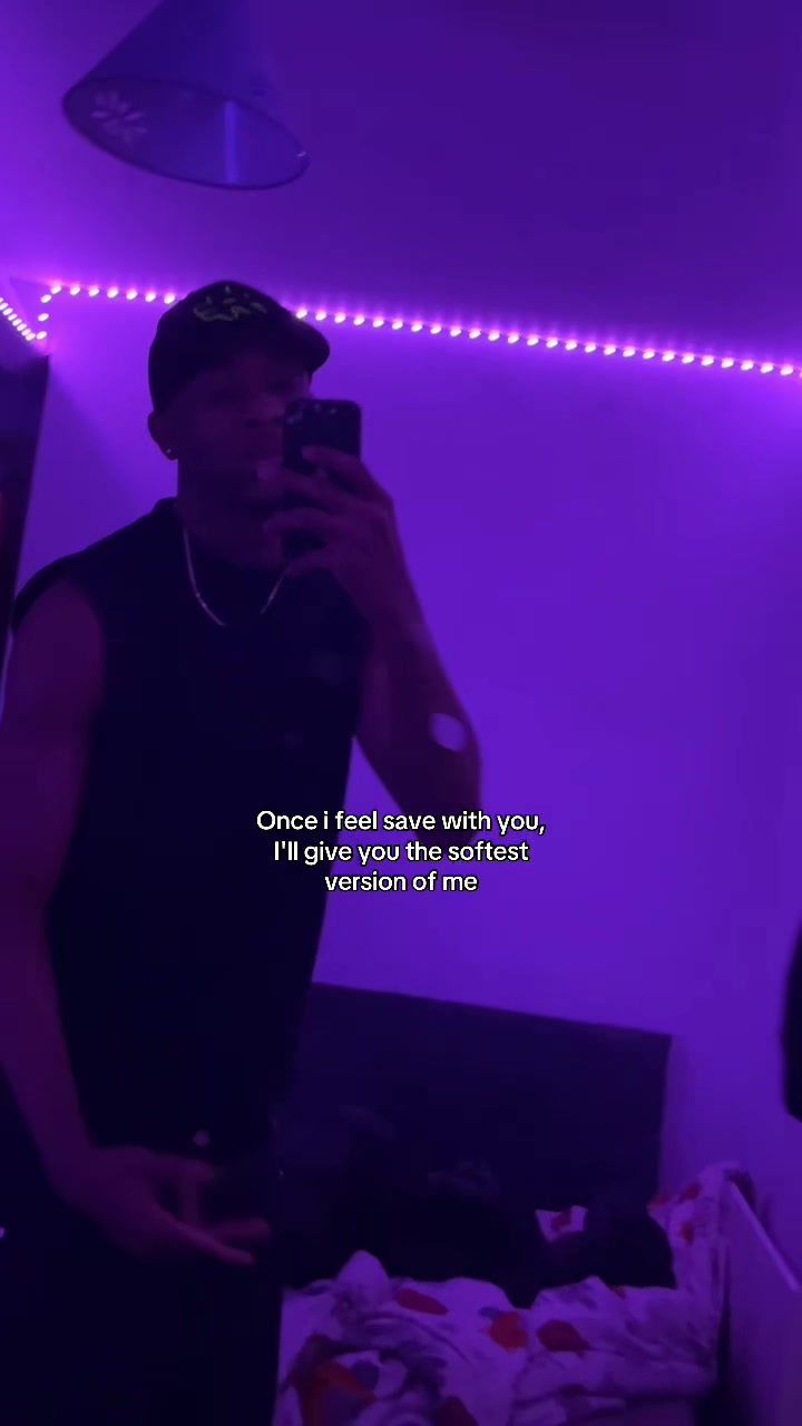 @JESUS 1s KinG