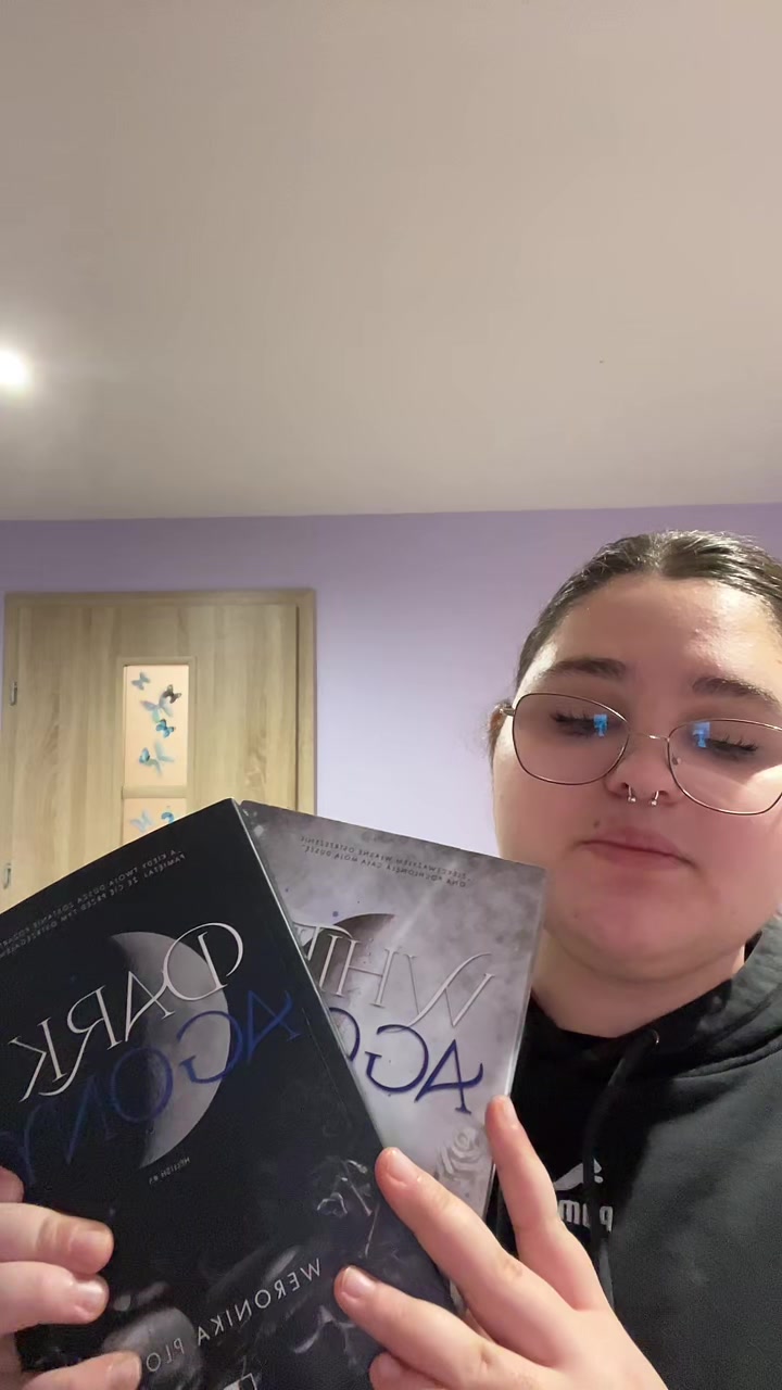 @Bookwithwera🦋📚