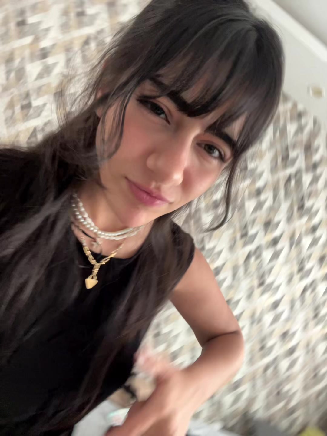 @𝐚𝐫𝐭𝐢𝐧𝐚