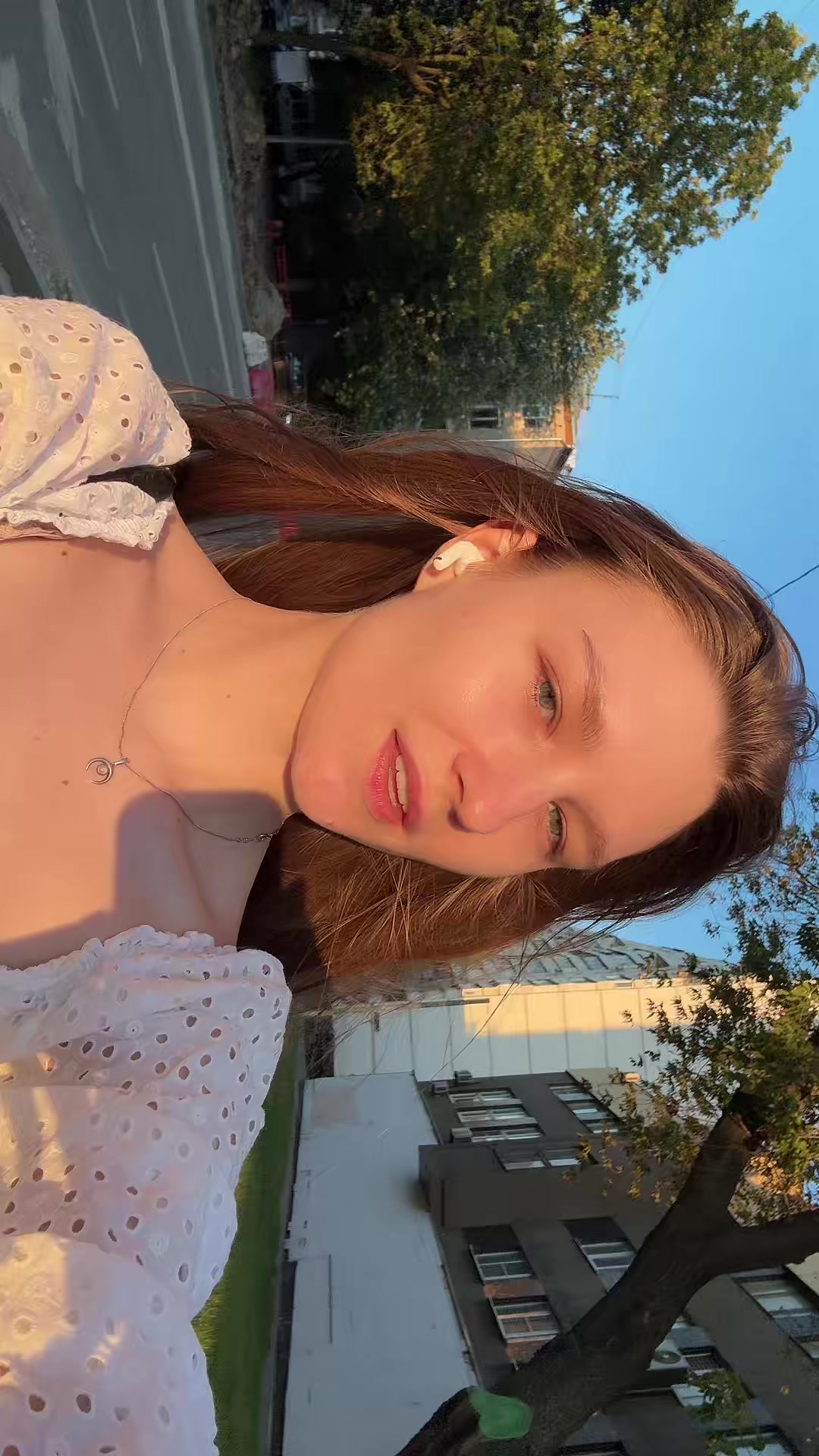 @Iri