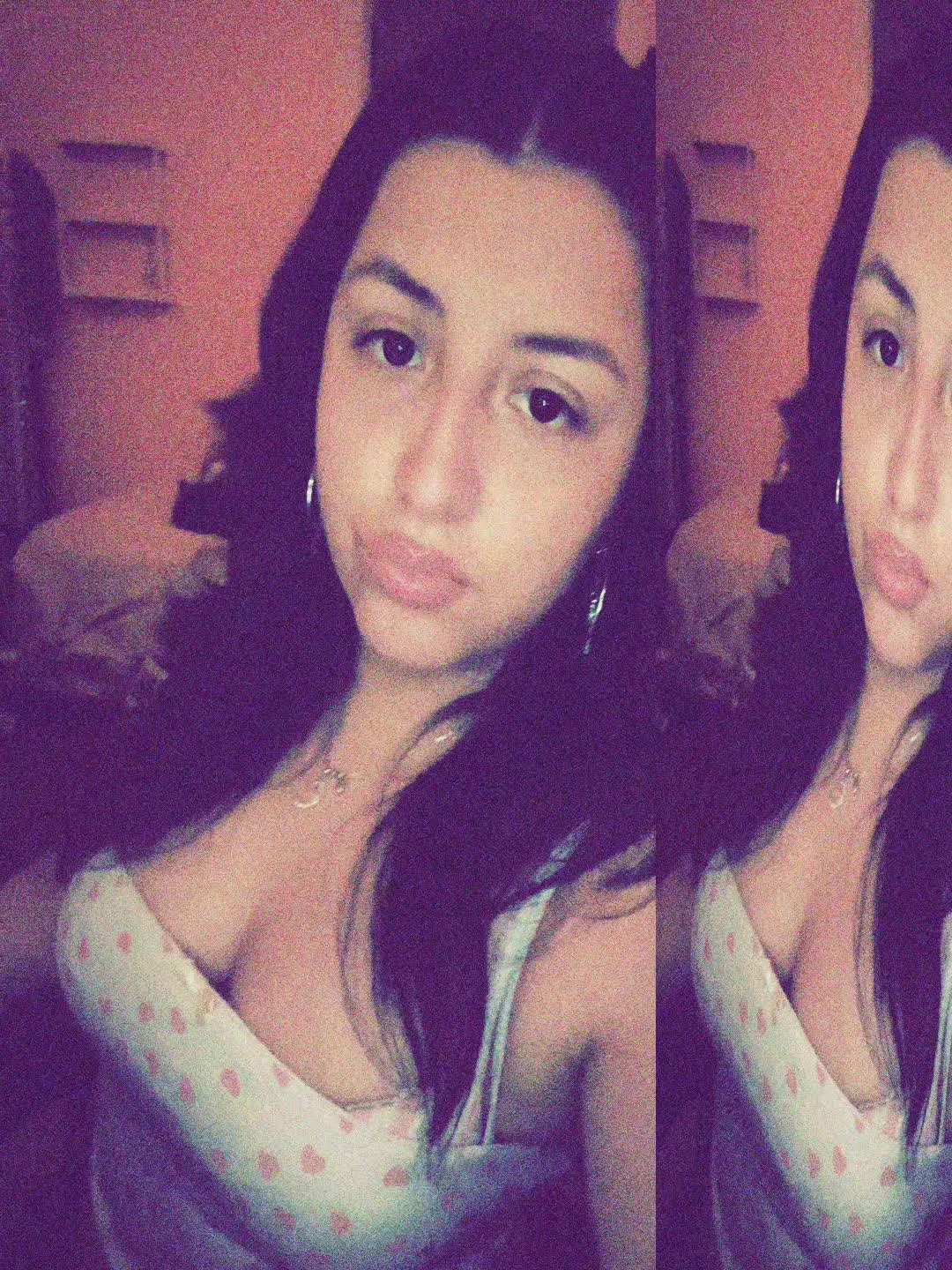 @Esti <3