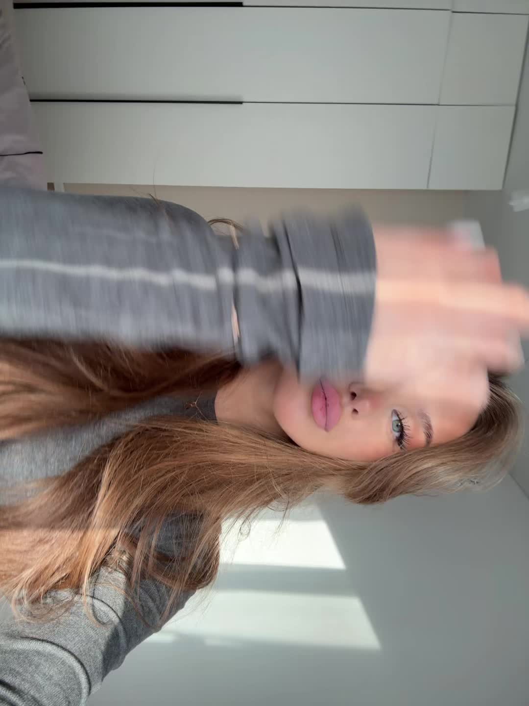 @tinaly
