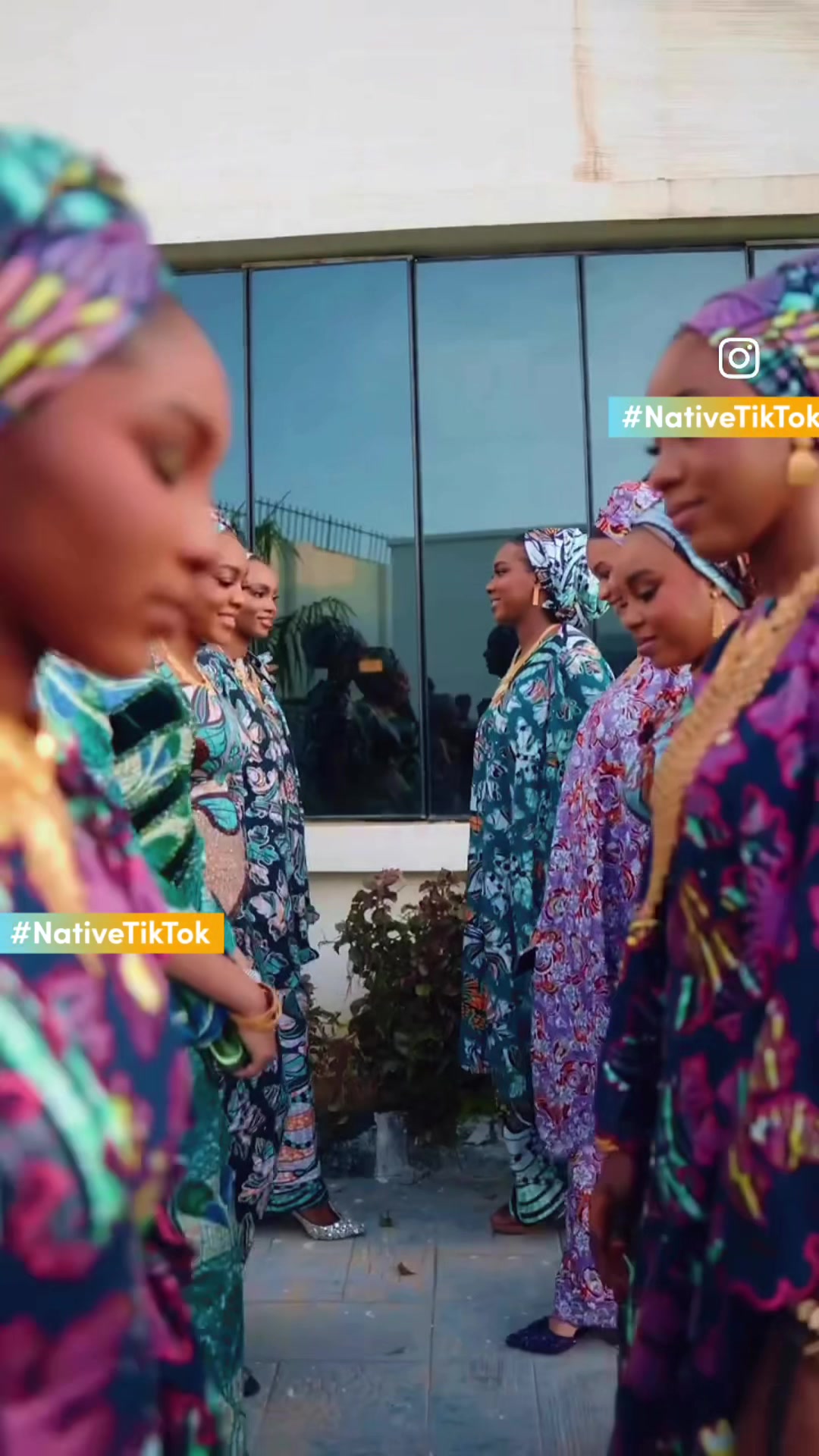@Dressing world | African style