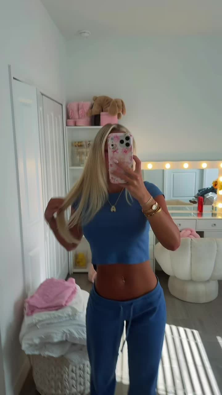 @alideckerrr